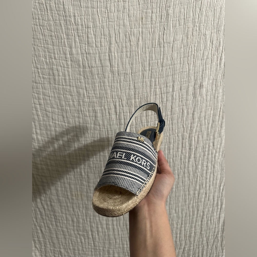 Michael Kors Striped Espadrilles Sandals Sz 7 - Picture 3 of 5